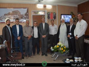 تنها هدفم کمک به مردم و رضایت خداوند است تنها هدفم کمک به مردم و رضایت خداوند است