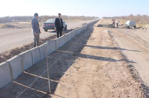 بازديد بخشدار گاريزات از دو پروژه عمراني در بخش  بازديد بخشدار گاريزات از دو پروژه عمراني در بخش