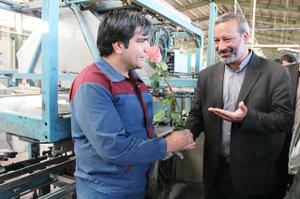 فرماندار تفت: عملياتي كردن اقتصاد مقاومتي، تنها در سايه تلاش و اميد كارگران ميسر است