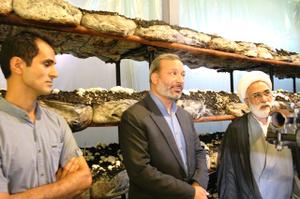 بازديد امام جمعه و فرماندار تفت از طرحهاي اقتصاد مقاومتي بسيج سازندگي