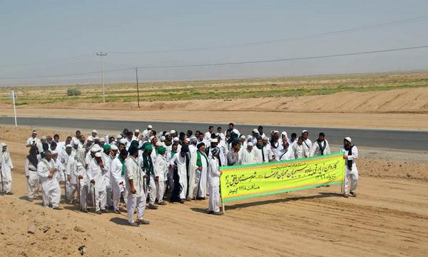 تصادف  کاروان پیاده بافقی ها در راه مشهد یک کشته و مجروح به جا گذاشت