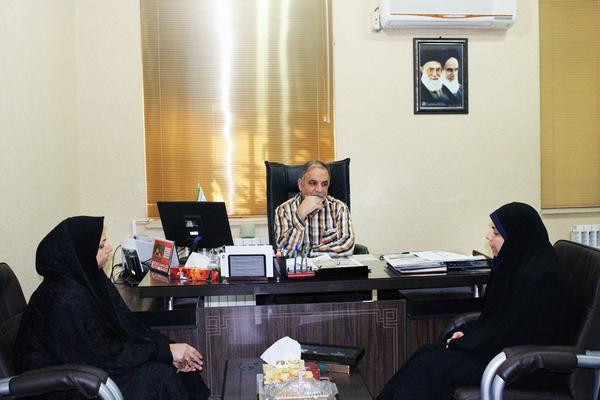 قول مساعد شرکت سنگ آهن بافق برای بهسازی کتابخانه عمومی "شهید بهشتی" آهن‌شهر