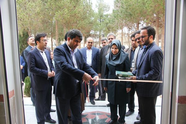 کتابخانه عمومی علامه جعغری یزد بازگشایی شد