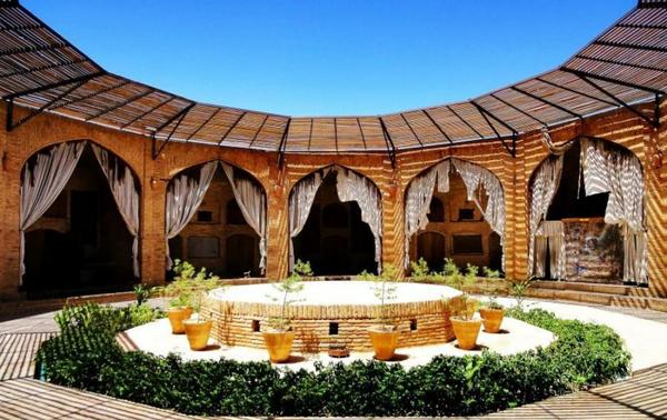 کاروانسرای زین الدین مهریز، شاهکار معماری دوران صفوی