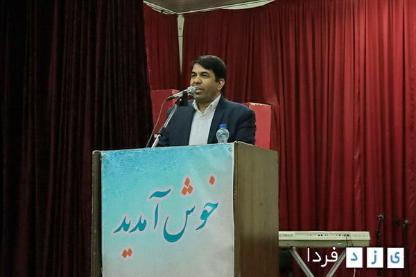 گزارش تصویری: مراسم تقدیر از دانش آموزن ،معلمین و مسکن سازان  مجتمع غیر انتفاعی  حضرت مجتبی(ع) یزد (3)