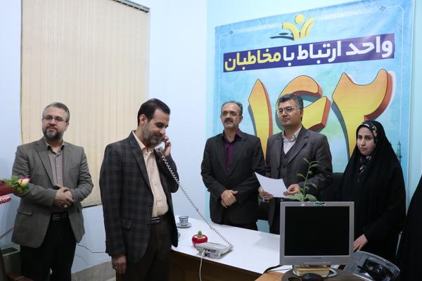 گفت و گوی صمیمانه عوامل نسیم صبح رادیو یزد با مخاطبان