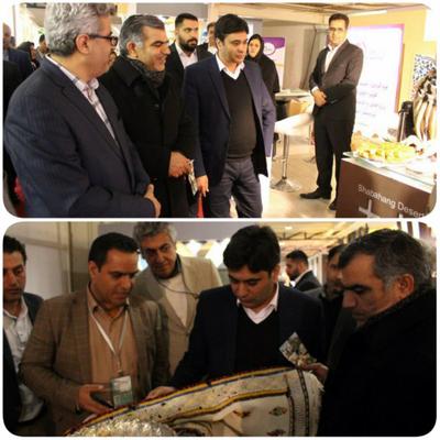 بازدید معاون روستایی ریاست جمهوری از غرفه استان یزد در دوازدهمین نمایشگاه بین‌المللی گردشگری و صنایع وابسته تهران 
