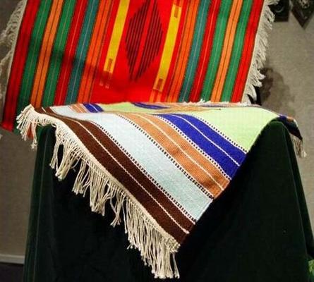 هنر احرامی بافی در یزد احیاء می شود