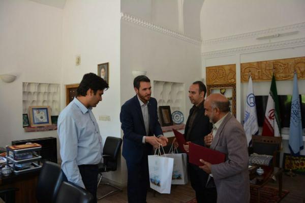 تجلیل از جانبازان اداره کل میراث فرهنگی یزد در روز جانباز