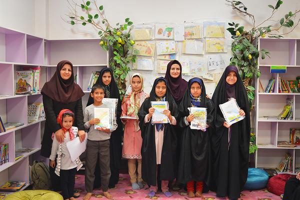 برگزاری مسابقه داستان نویسی «معلم من» در کتابخانه مرکزی میبد