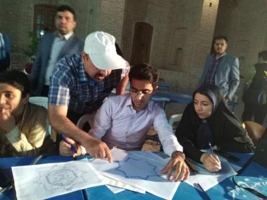 برگزاری اولین دوره طراحی و بازآفرینی نقوش زیلوی میبد در قالب جشنواره دست و نقش 