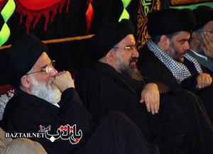 مقتدی صدر کنار هاشمی شاهرودی، احمد خاتمی و علی خمینی (عکس)