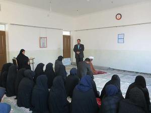 سرپرست حوزه هنری استان یزد: هنرستان سوره یزد ظرفیت تبدیل شدن به هنرستان برتر سوره کشور را دارد.