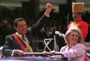 چاوز و همسر دومش +عکس