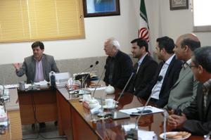 گزارش و گزارش تصويري: ديدار رئيس فدراسيون هندبال كشور با مدير كل ورزش و جوانان استان يزد