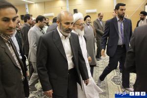 گزارش تصویری: حضوروزیرکشور و استاندارجدید درقطعه شهداء خلدبرین و دفتر نماینده ولی فقیه و امام جمعه یزد 