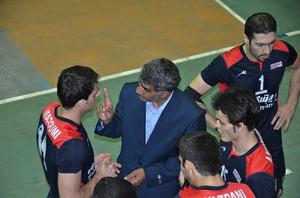 سرمربی تیم والیبال پیشگامان شفق:توان پیروزی بر گل گهر سیرجان را داریم