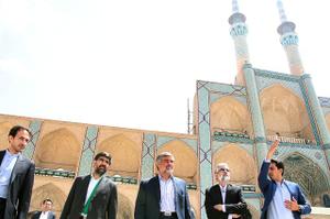گزارش تصویری: بازدید دکتر حداد عادل از امیر چقماق و موزه آب یزد