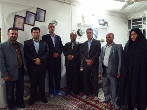 تکریم اعضای شورای اسلامی شهریزد و هیات مدیره سازمان آرامستانها از بانوان غسال 