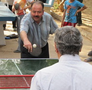 پارکها همان زمین خاکی پینگ پنگی ها در یزد +تصاویر