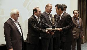 دریافت تندیس طلایی جایزه ملی تعالی مدیریت تعاونی توسط باشگاه پیشگامان