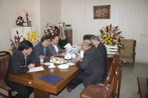 جلسه مشترک دکتر اسلامی ریاست واحد یزد با دکتر شیرزاد مدیر کل آموزش و پرورش استان 