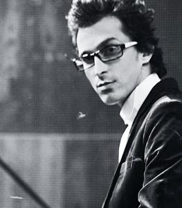 سوء استفاده از نام مرتضی پاشایی غیر انسانی و ناجوانمردانه است