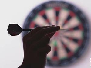 برگزاری مسابقات دارت آقایان بمناسبت گرامیداشت دهه مبارک فجر در شهرستان اشکذر