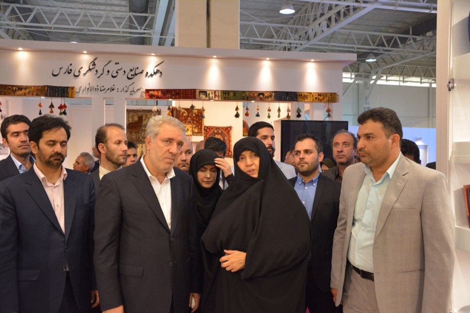 حضور ۲۵ هنرمند یزدی در سی و دومین نمایشگاه ملی صنایع دستی 