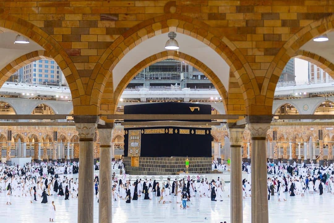 کدام مداحان و سخنرانان به حج تمتع ۱۴۰۳ اعزام می‌شوند؟