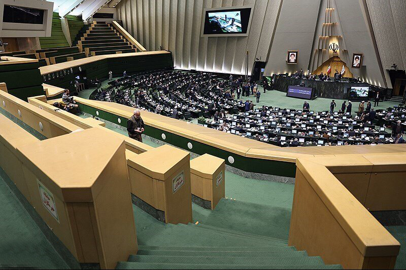 اگر دولت و مجلس نبودند، اوضاع واقعا بدتر میشد؟ اگر دولت و مجلس نبودند، اوضاع واقعا بدتر میشد؟