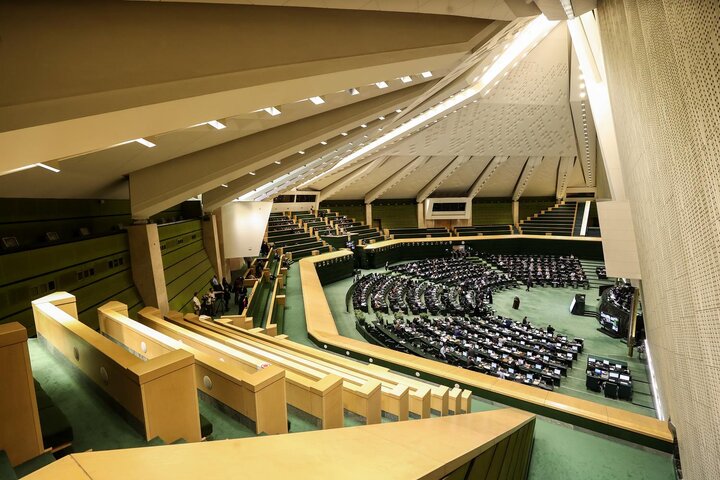 مجلس با مسکوت ماندن طرح مالیات بر سوداگری مخالفت کرد