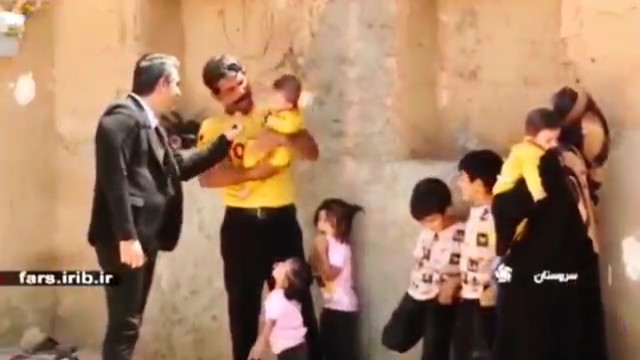 فیلم| این گزارش شوکه کننده از خانواده ۱۶ نفره شیرازی از صدا و سیما پخش شد